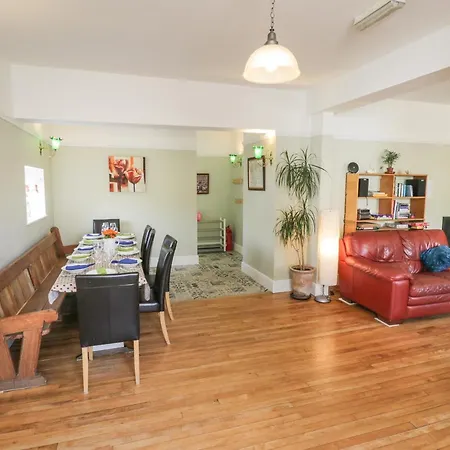 Mulgrave House * Hinderwell