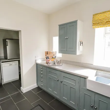 Mulgrave House * Hinderwell